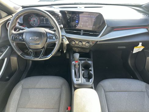 Used 2024 Chevrolet Trax RS w/ Driver Confidence Package image 18