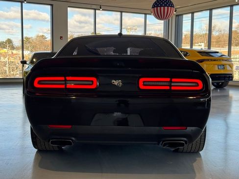 Used 2020 Dodge Challenger R/T Scat Pack image 4