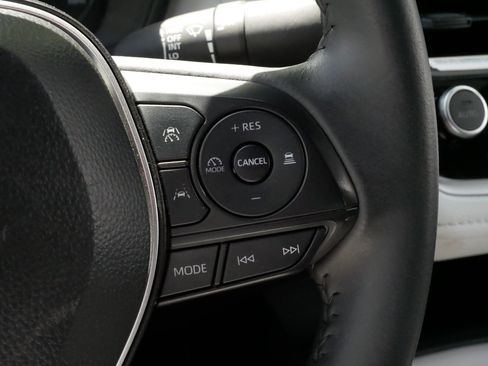 Used 2024 Toyota Corolla SE FWD image 25