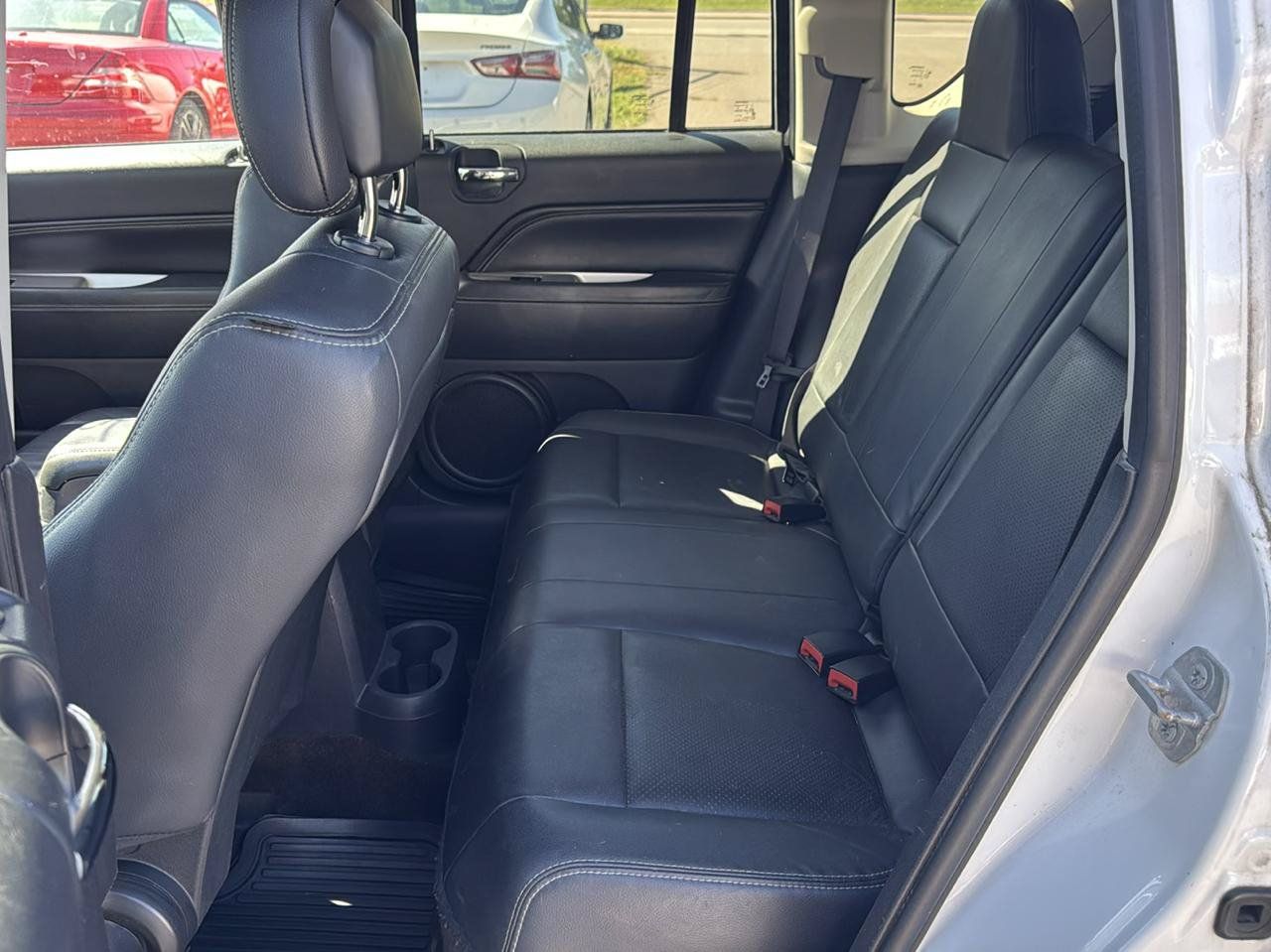 Used 2015 Jeep Compass High Altitude AWD/4WD image 11