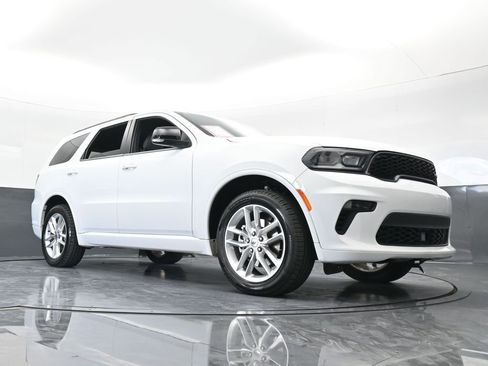 Used 2023 Dodge Durango GT image 70