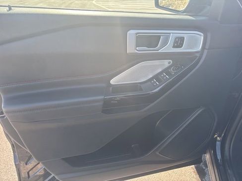 Used 2023 Ford Explorer ST w/ Equipment Group 401A image 14