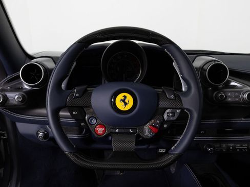 Used 2022 Ferrari F8 Tributo image 30