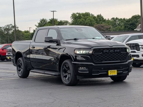 Used 2025 RAM 1500 Big Horn AWD/4WD image 1