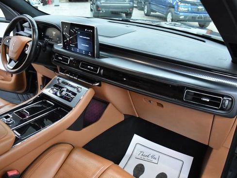 Used 2022 Lincoln Aviator Black Label image 33