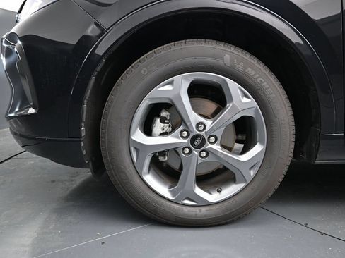 Used 2023 Ford Escape ST-Line w/ Tech Pack #1 AWD/4WD image 16