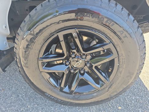 Used 2019 Chevrolet Silverado 1500 W/T w/ WT Fleet Convenience Package AWD/4WD image 34