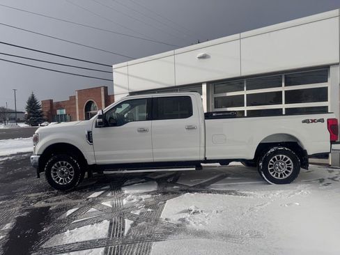 Used 2022 Ford F350 Lariat w/ Lariat Ultimate Package image 3