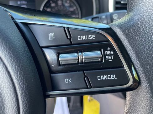 Used 2022 Kia Sportage LX AWD/4WD image 16