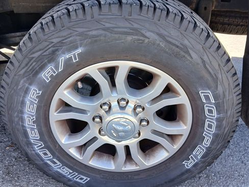 Used 2014 RAM 2500 Laramie image 12