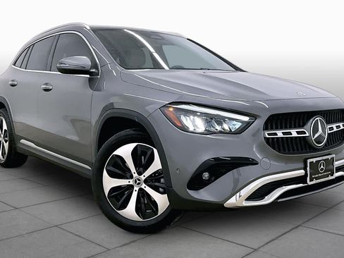 Certified 2025 Mercedes-Benz GLA 250 4MATIC image 3