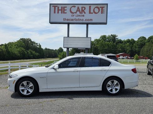 Used 2013 BMW 528i Sedan RWD image 2
