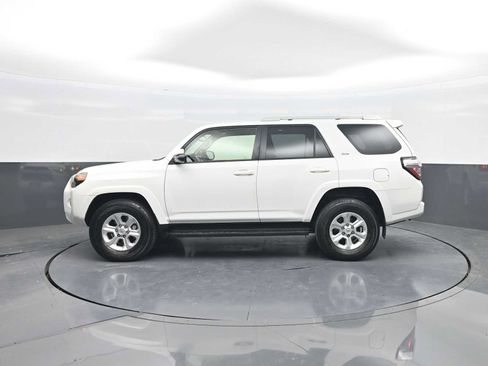 Used 2015 Toyota 4Runner SR5 Premium AWD/4WD image 5