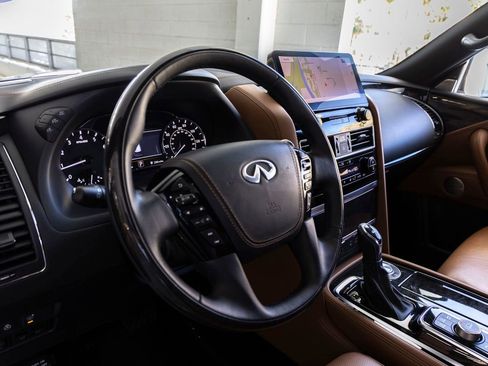 Used 2022 INFINITI QX80 Sensory w/ Cargo Package RWD image 17
