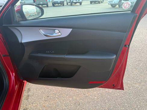 Used 2024 Kia Forte LXS image 19
