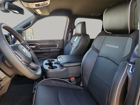 Used 2024 RAM 2500 Laramie w/ Night Edition image 12