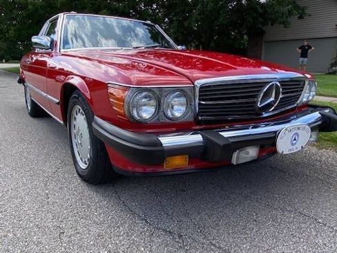 Used 1988 Mercedes-Benz 560 SL image 7