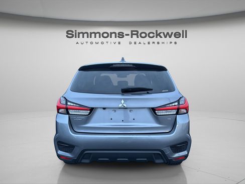 Used 2024 Mitsubishi Outlander Sport SE image 5