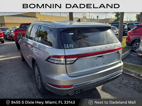 Used 2023 Lincoln Aviator Reserve image 3