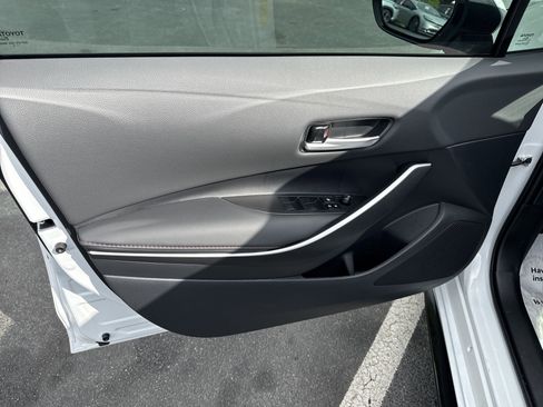 New 2025 Toyota Corolla SE FWD image 22