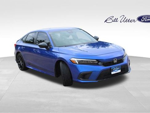Used 2024 Honda Civic Sport image 3