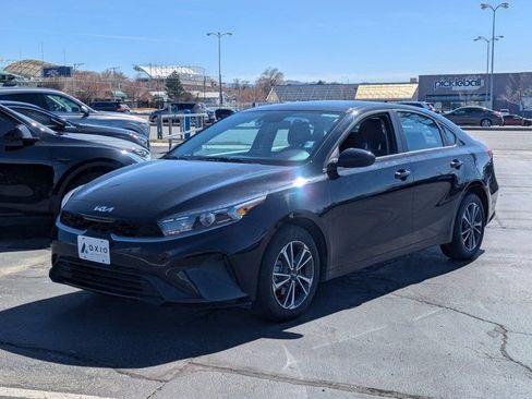 Used 2024 Kia Forte LXS image 8