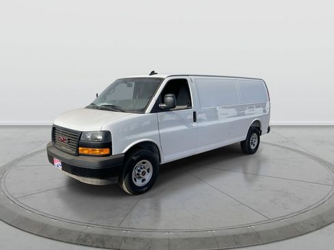 New 2025 GMC Savana 2500 Extended w/ Driver Convenience Package RWD image 4