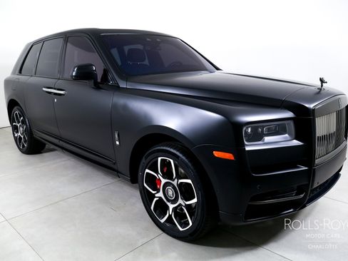 Used 2020 Rolls-Royce Cullinan Black Badge AWD/4WD image 6