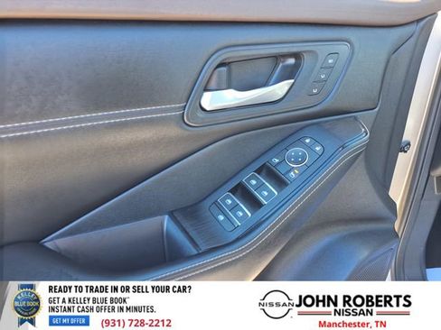 Used 2023 Nissan Rogue SL image 28