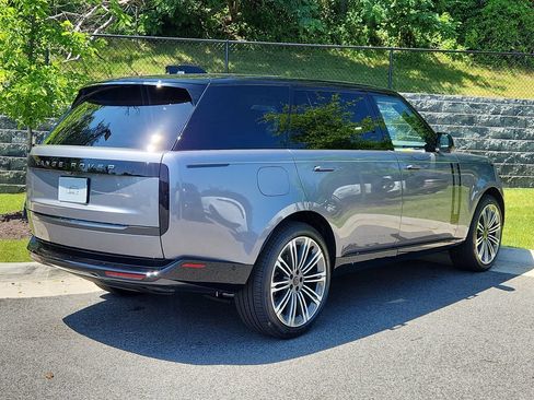 New 2026 Land Rover Range Rover Long Wheelbase SE AWD/4WD image 2