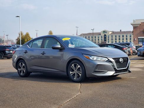 Used 2023 Nissan Sentra SV image 1