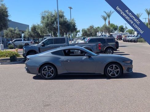 Certified 2025 Ford Mustang Coupe RWD image 9