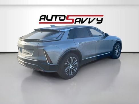 Used 2026 Cadillac Lyriq Luxury RWD image 7