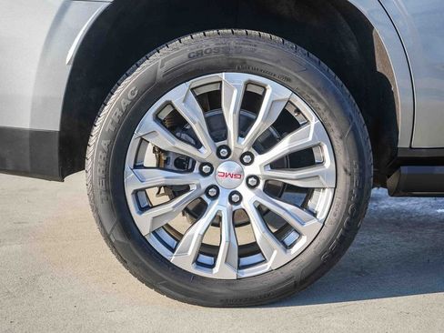 Used 2023 GMC Yukon Denali AWD/4WD image 11