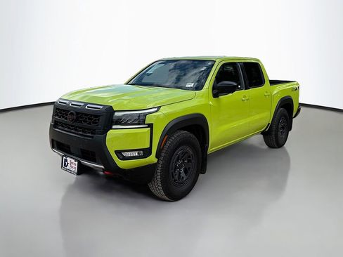 Used 2026 Nissan Frontier Pro-X w/ Pro-X Convenience Package RWD image 3