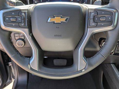 Used 2025 Chevrolet Silverado 1500 LTZ w/ LTZ Premium Package AWD/4WD image 25