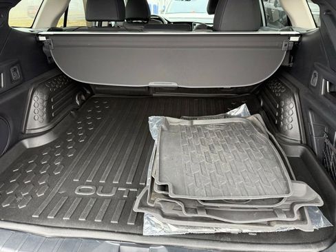 Used 2024 Subaru Outback Onyx Edition image 14