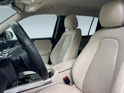 Certified 2023 Mercedes-Benz EQB 300 4MATIC image 5