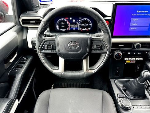 Used 2024 Toyota Tacoma TRD Off-Road image 21