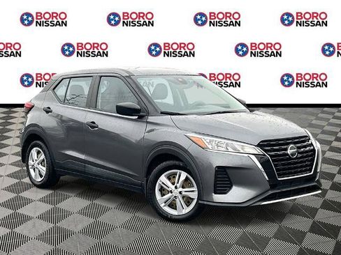 Certified 2021 Nissan Kicks S image 1