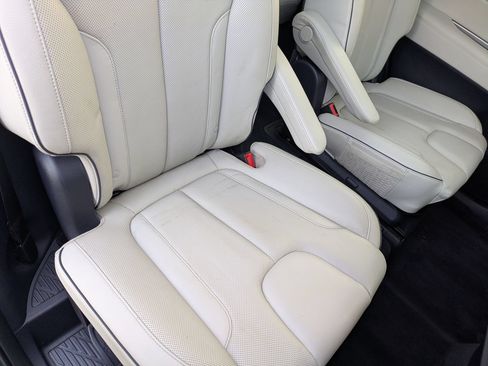Used 2023 Hyundai Palisade Limited AWD/4WD image 37