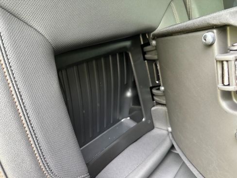 Used 2024 GMC Sierra 2500 AT4 w/ AT4 Premium Plus Package image 25