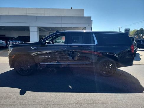 Certified 2021 GMC Yukon XL Denali w/ Denali Premium Package image 5