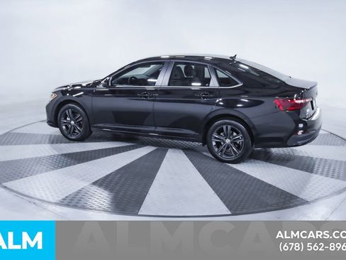 Used 2024 Volkswagen Jetta SE w/ Black Wheel Package FWD image 5