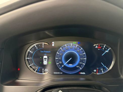 Used 2018 Cadillac Escalade ESV Platinum image 41