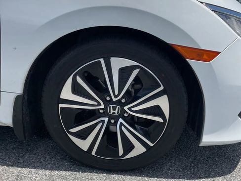 Used 2018 Honda Civic EX-L image 20