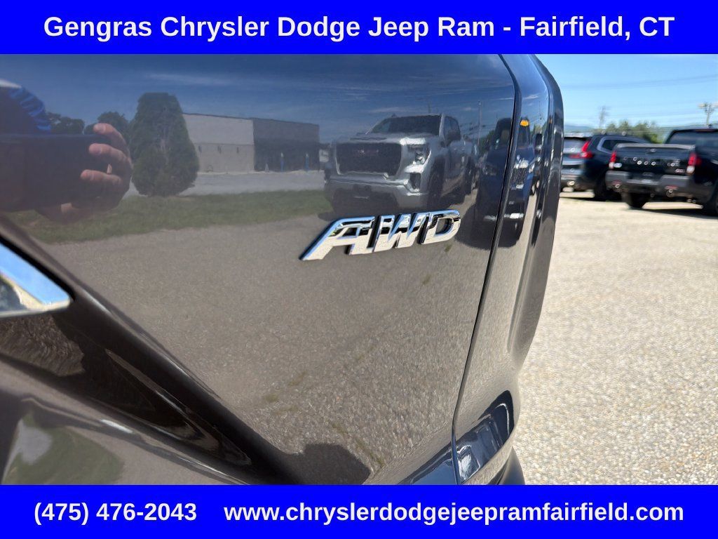 Used 2022 Honda CR-V EX-L image 13