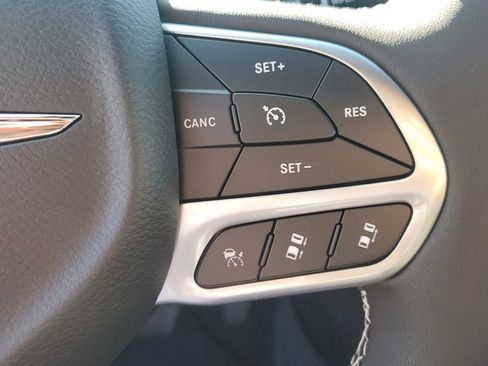 New 2026 Chrysler Pacifica Select image 28