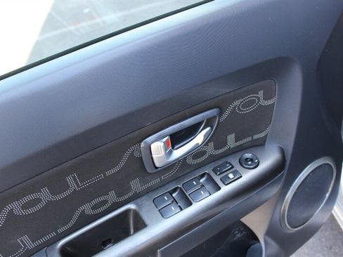 Used 2012 Kia Soul + FWD image 11