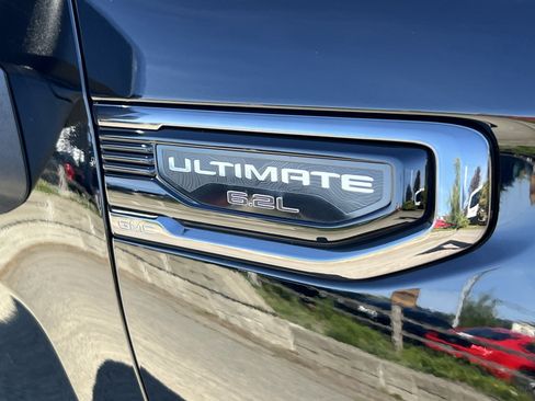 Used 2023 GMC Sierra 1500 Denali Ultimate AWD/4WD image 10